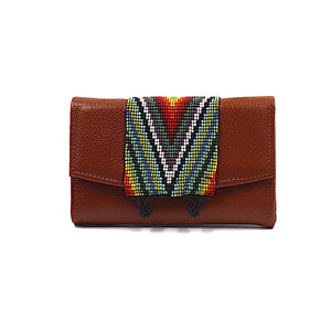 ck-932 cartera piel con grecas y geometria de chaquira artesanal