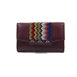 ck-932 cartera piel con grecas y geometria de chaquira artesanal